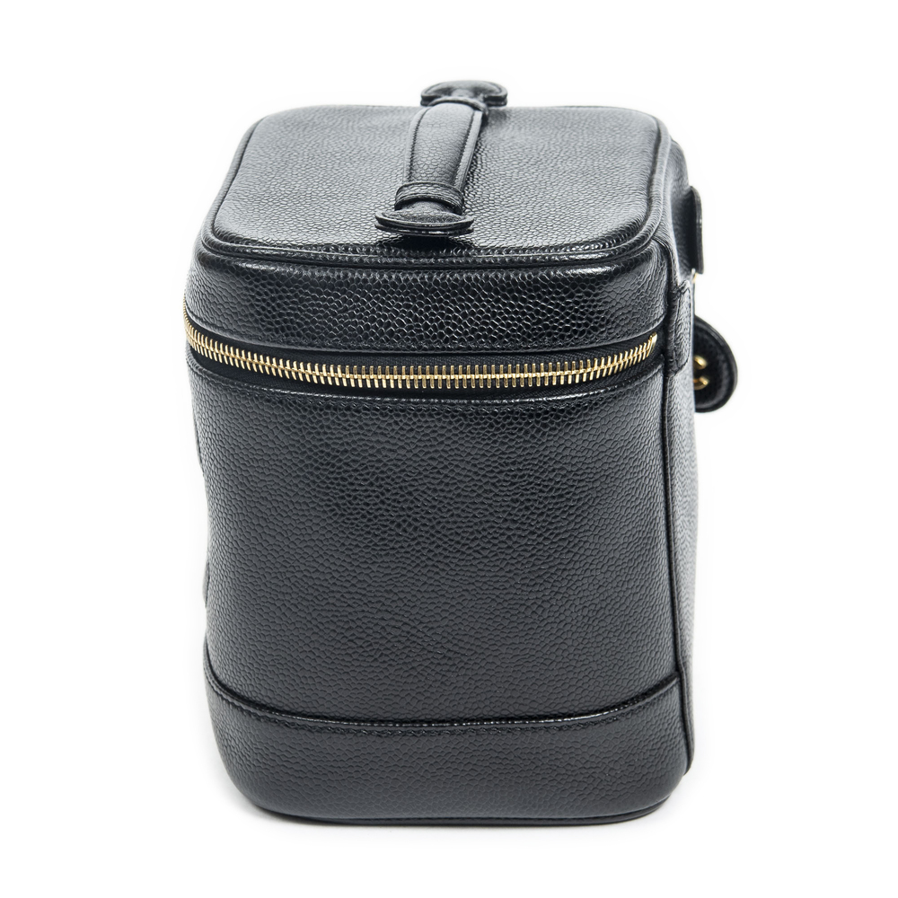 Chanel CC Tall Vanity Case - Picture 3 of 11